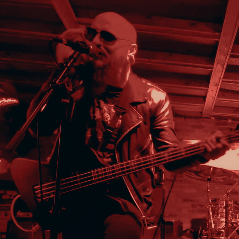 Nate Barnes, performing live.