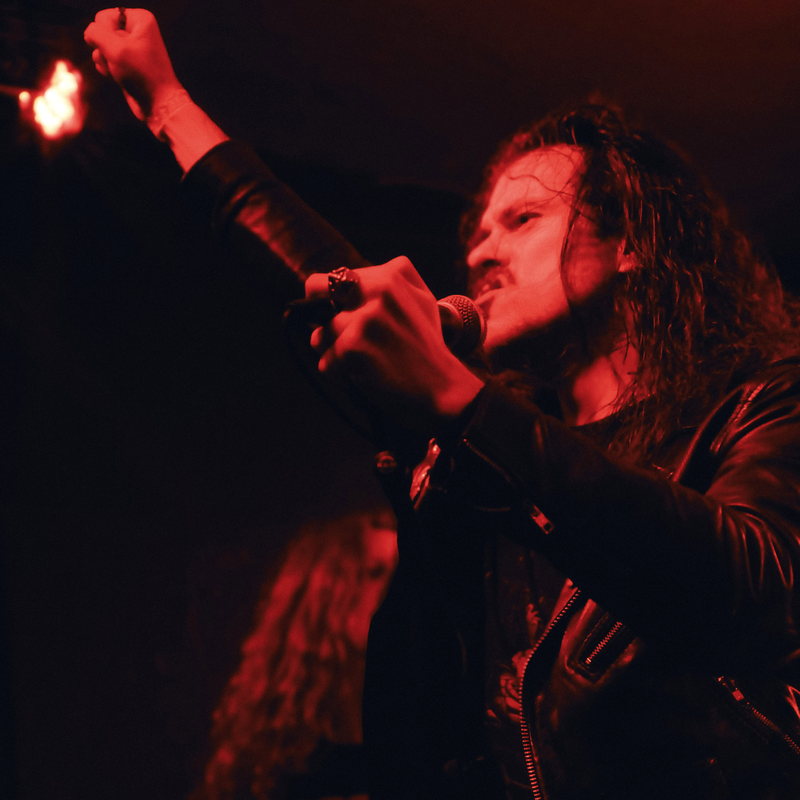 Chris Colaianni, performing live.